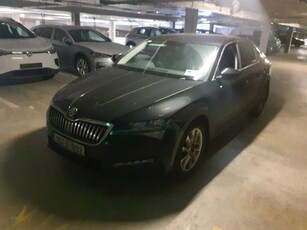 2020 - Skoda Superb Manual