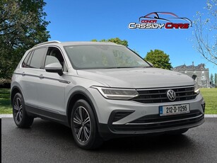 2021 - Volkswagen Tiguan Manual