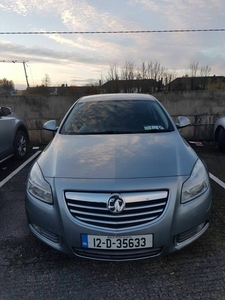 2012 - Opel Insignia Manual