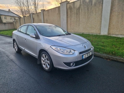 2012 - Renault Fluence Manual