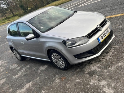 2012 - Volkswagen Polo Automatic