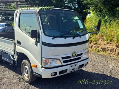 2013 (131) Toyota Dyna 100 Pick-up