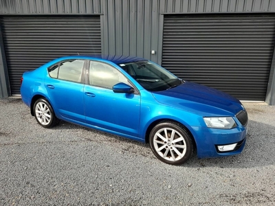 2014 - Skoda Octavia Manual