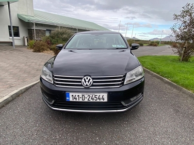 2014 - Volkswagen Passat Manual