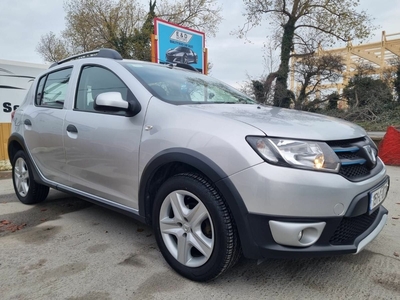 2015 - Dacia Sandero Stepway Manual