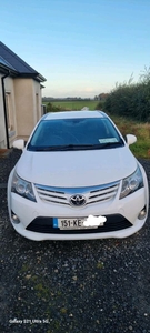 2015 - Toyota Avensis Manual