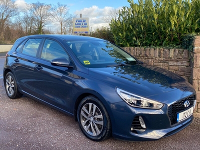 2017 - Hyundai i30 Manual