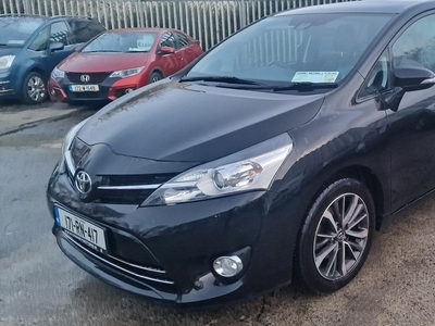 2017 - Toyota Verso Manual