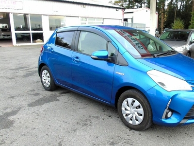 2017 - Toyota Vitz Automatic