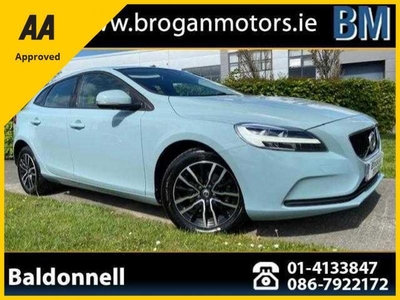 2017 Volvo V40