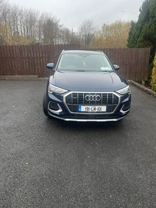 2019 - Audi Q3 Manual