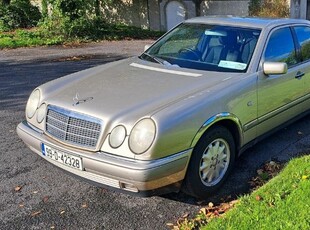 1999 - Mercedes-Benz E-Class Automatic