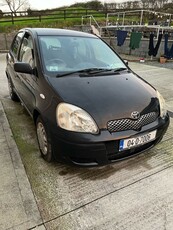 2004 - Toyota Yaris Manual