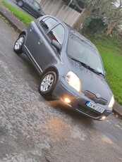 2004 - Toyota Yaris Manual