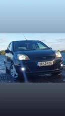 2006 - Ford Fiesta ---