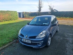 2006 - Renault Clio Manual