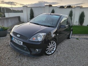 2007 - Ford Fiesta ---