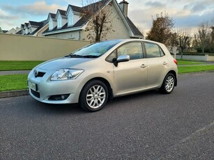 2007 - Toyota Auris ---