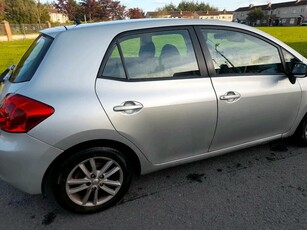 2008 - Toyota Auris ---