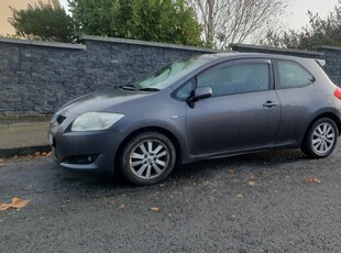 2008 - Toyota Auris Manual