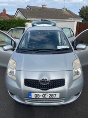 2008 - Toyota Yaris Manual