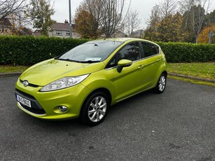 2009 - Ford Fiesta ---