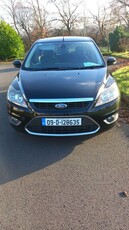 2009 - Ford Focus ---