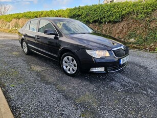 2009 - Skoda Superb Manual