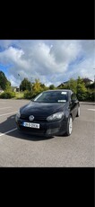 2009 - Volkswagen Golf ---