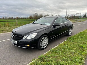 2010 - Mercedes-Benz E-Class Automatic