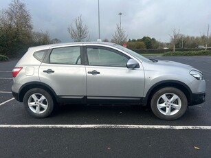 2010 - Nissan Qashqai ---