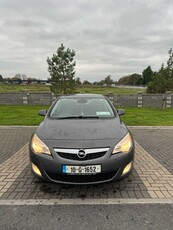 2010 - Opel Astra Manual