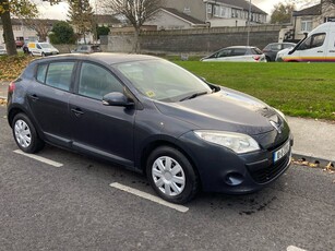 2010 - Renault Megane Manual