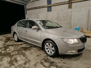 2010 - Skoda Superb Manual