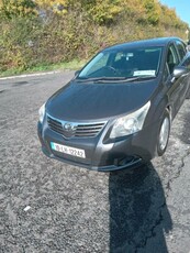 2010 - Toyota Avensis ---