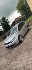 2010 - Volkswagen Golf Manual