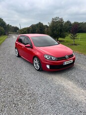 2010 - Volkswagen Golf Manual