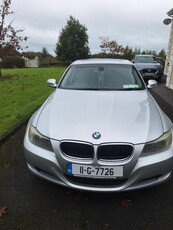 2011 - BMW 3-Series Manual