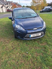 2011 - Ford Fiesta Manual