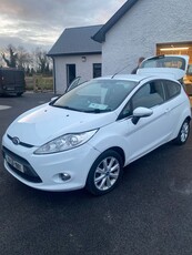 2011 - Ford Fiesta Manual