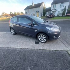 2011 - Ford Fiesta Manual