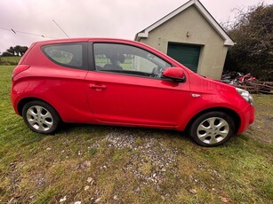 2011 - Hyundai i20 Manual