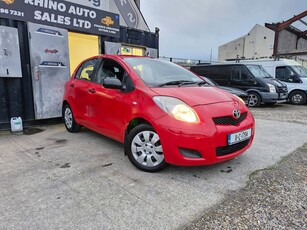 2011 - Toyota Yaris Manual