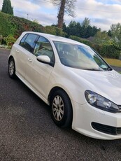 2011 - Volkswagen Golf Manual