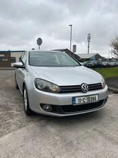 2011 - Volkswagen Golf Manual