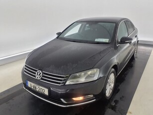 2011 - Volkswagen Passat Manual