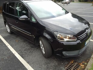 2011 - Volkswagen Touran Manual