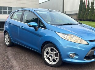 2012 - Ford Fiesta Manual