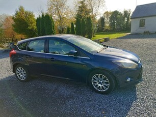 2012 - Ford Focus Manual