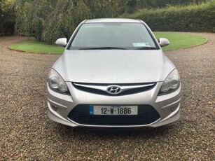 2012 - Hyundai i30 Manual